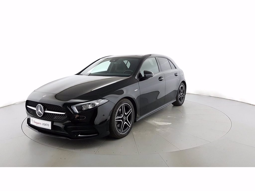 MERCEDES A 180 d premium night edition auto